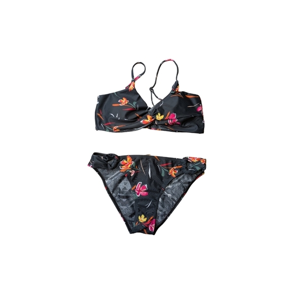 2/$25-Quintsoul Floral Bikini Twist Top Adjustable Straps & Low-rise Bottoms - Picture 7 of 15